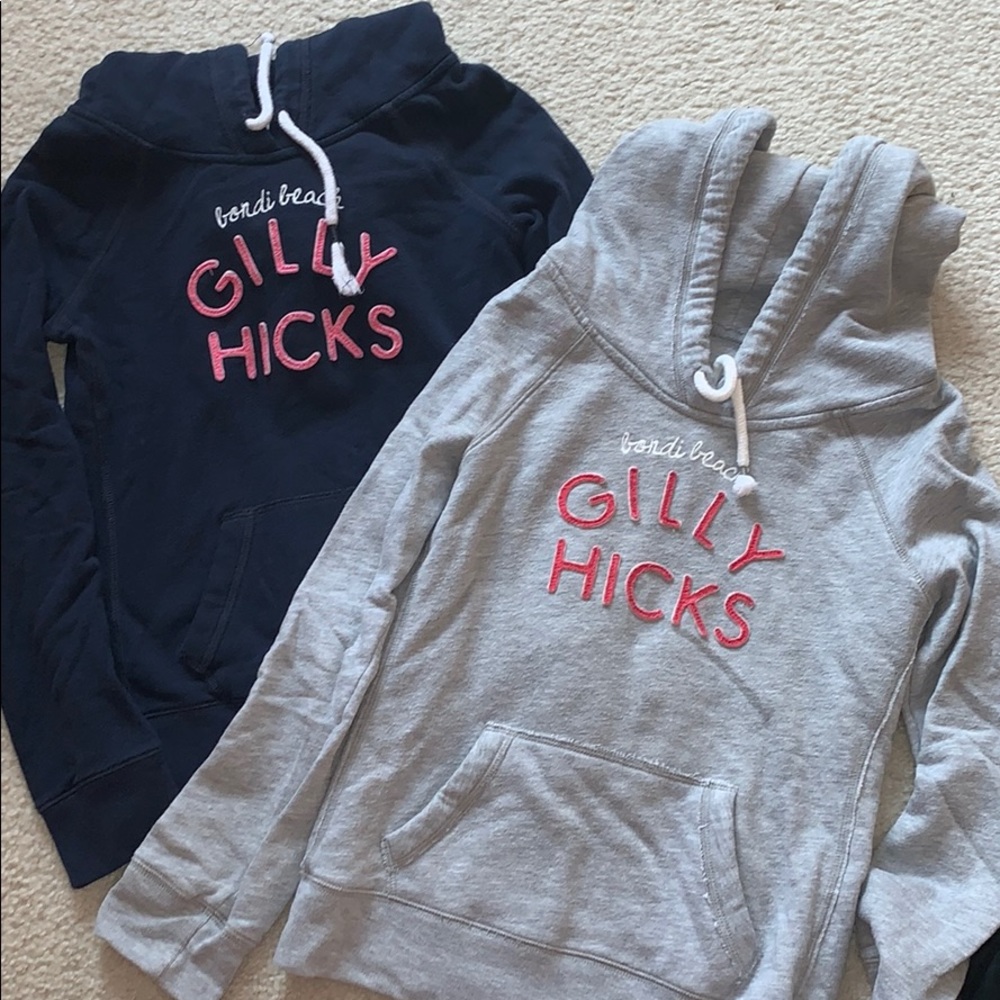 2 sweatshirts